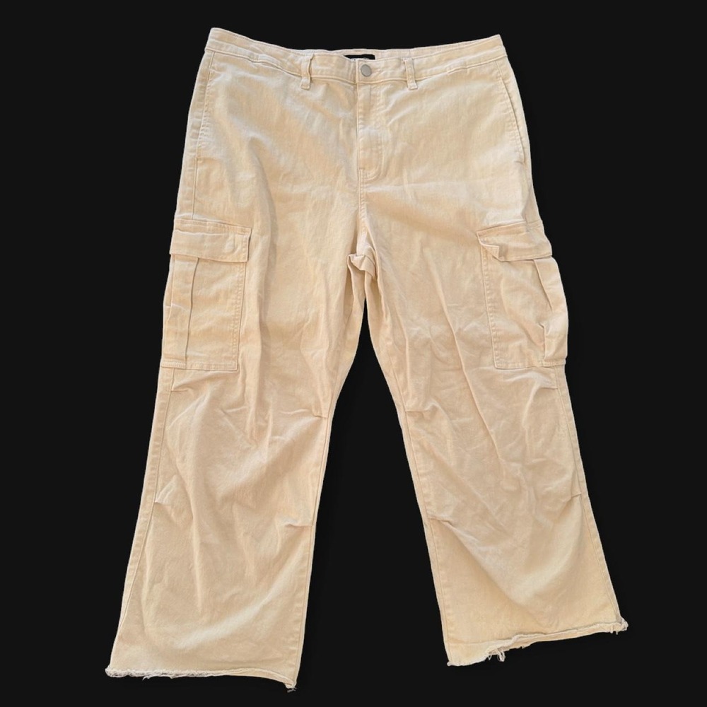 Nova Men Cream Cargo Pants Size 38 Wide Leg Raw Hem Utility Y2K
